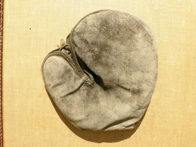 Early 1900's A.J. Reach White Basemitt Front